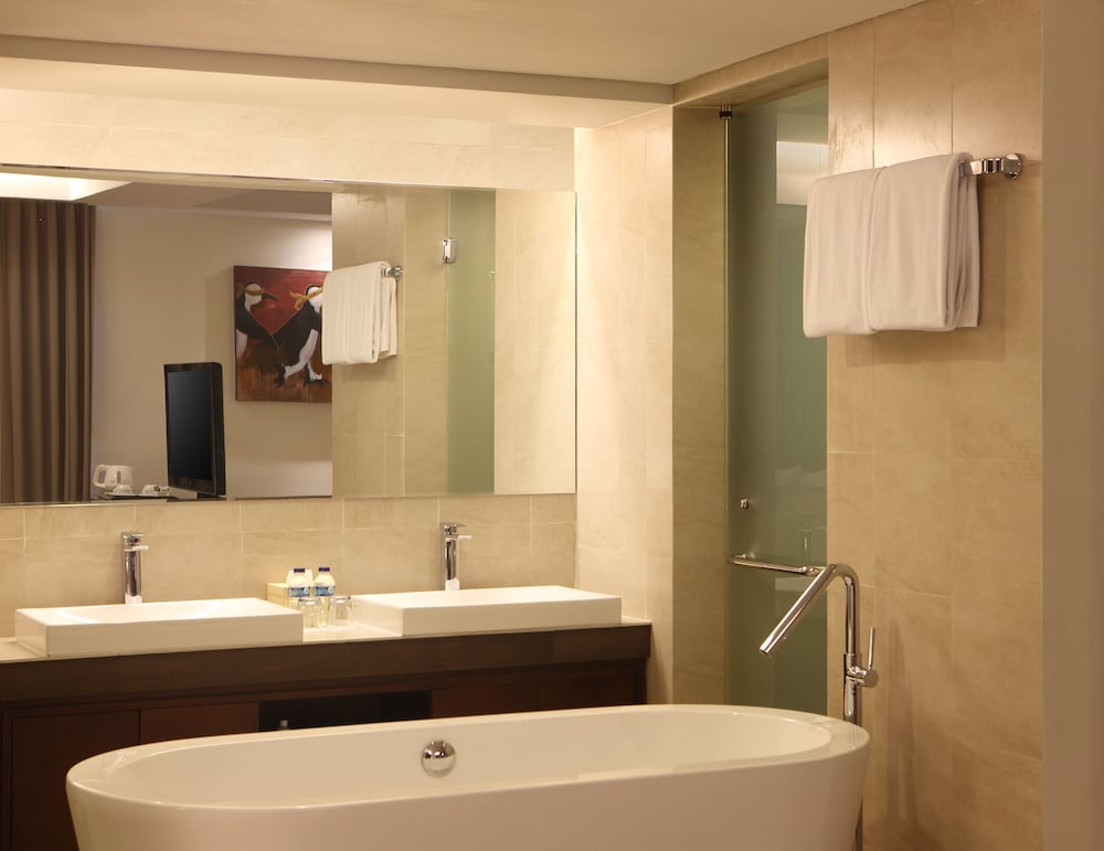d’primahotel Seminyak (Ex Sense Hotel) 24/26