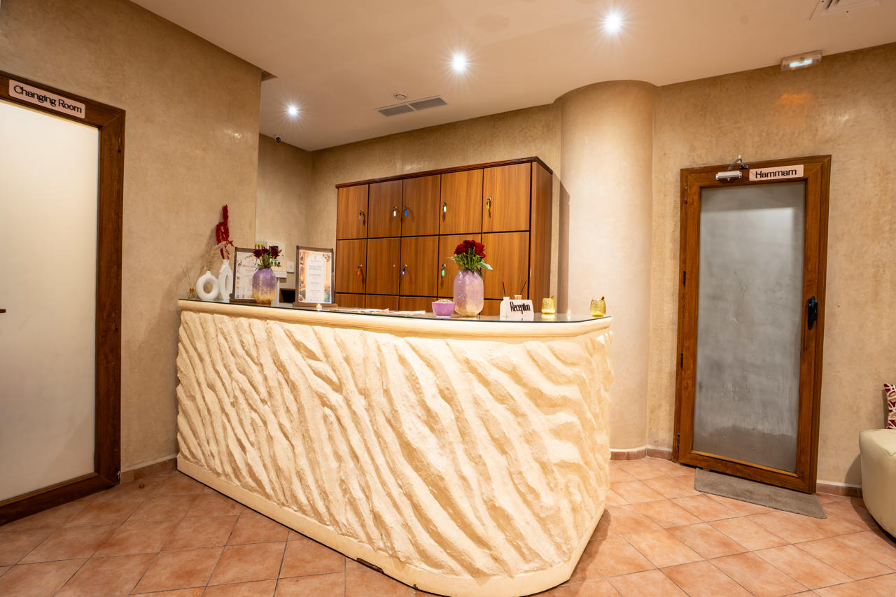 Intouriste Hotel & Suites 6/72
