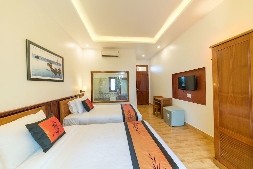 Ferry Homestay 10/50