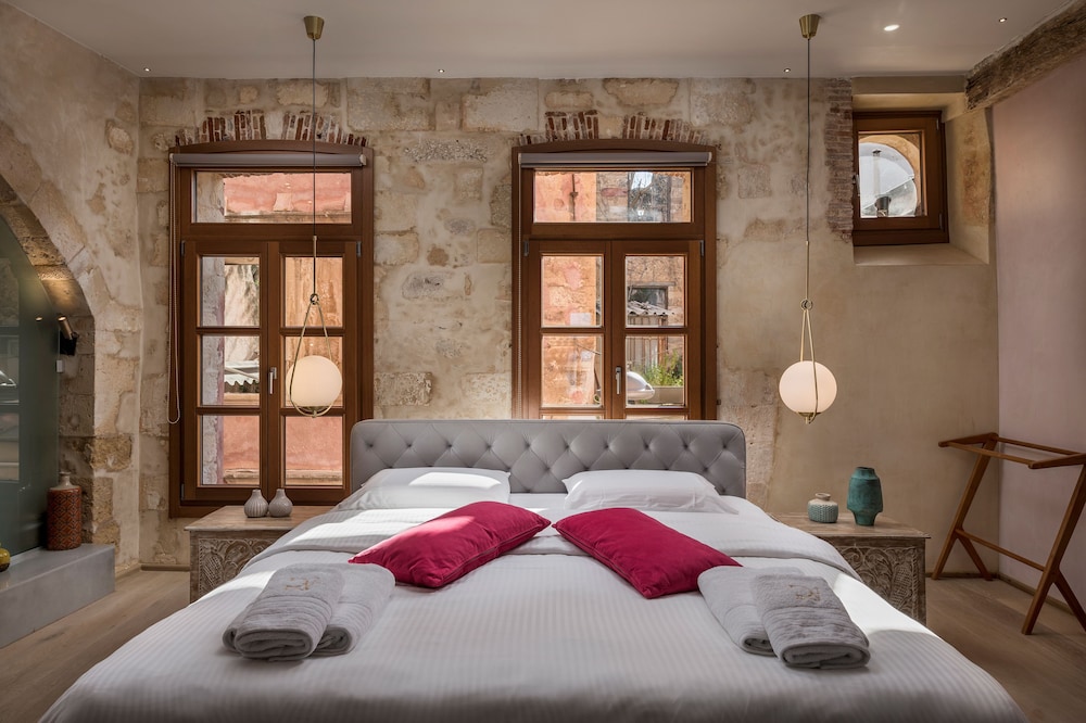 Superior, Suite, King Bed, Sea View, Sofa, Plunge Pool, Balcony