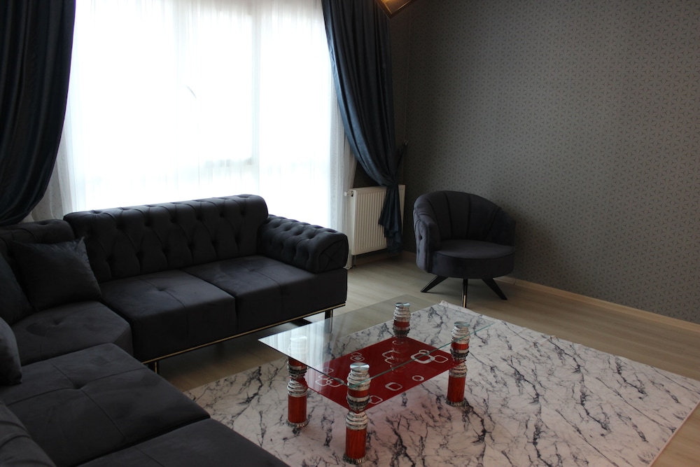 Quars Suite 33/50
