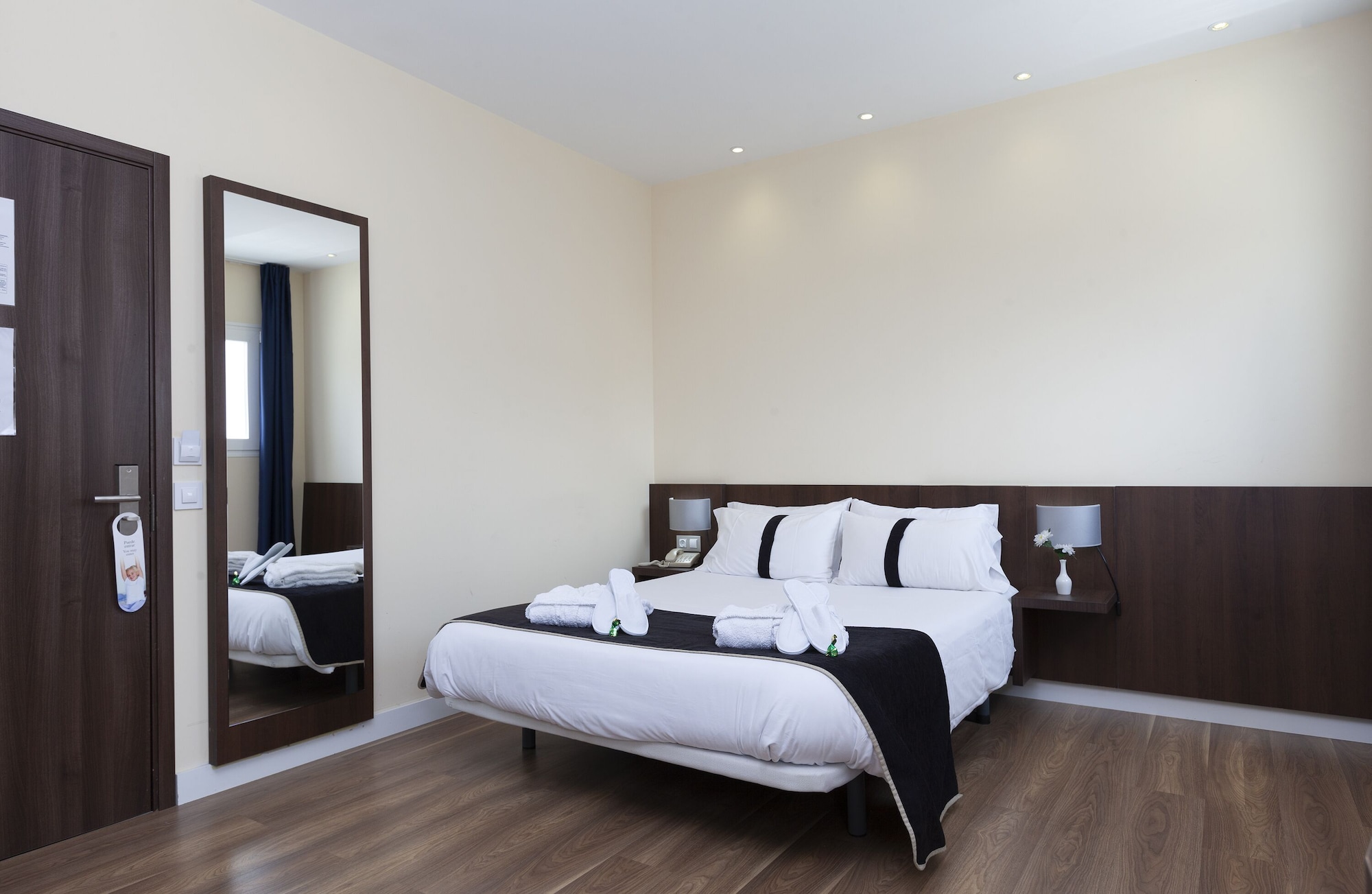 ROOM, DOUBLE BED, TERRACE