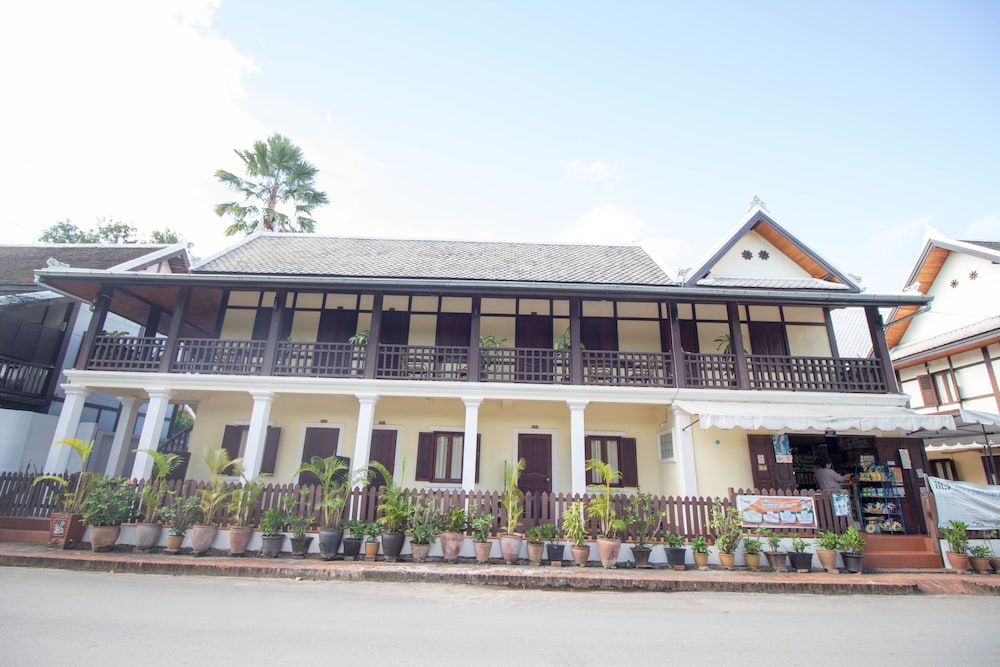Villa Somphong 2/50