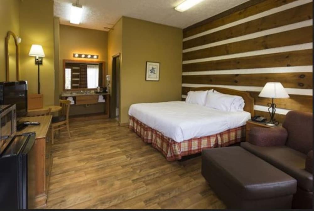 STANDARD, KING BED