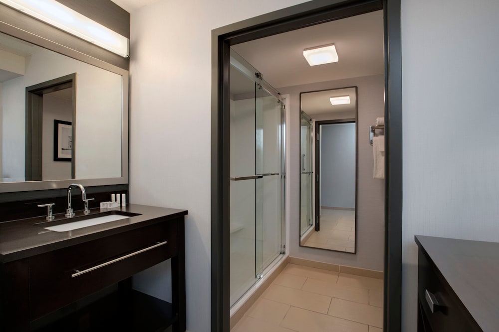 Courtyard by Marriott Worcester 17/45