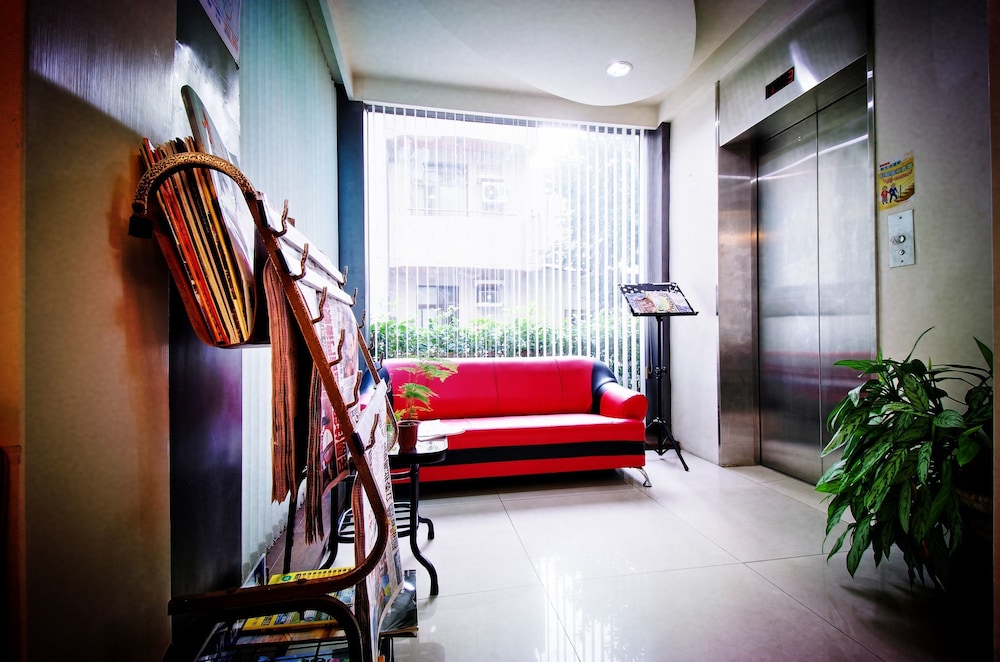 King Town Hotel 6/50