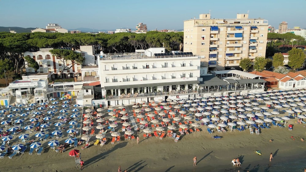 Hotel Parrini 4/50