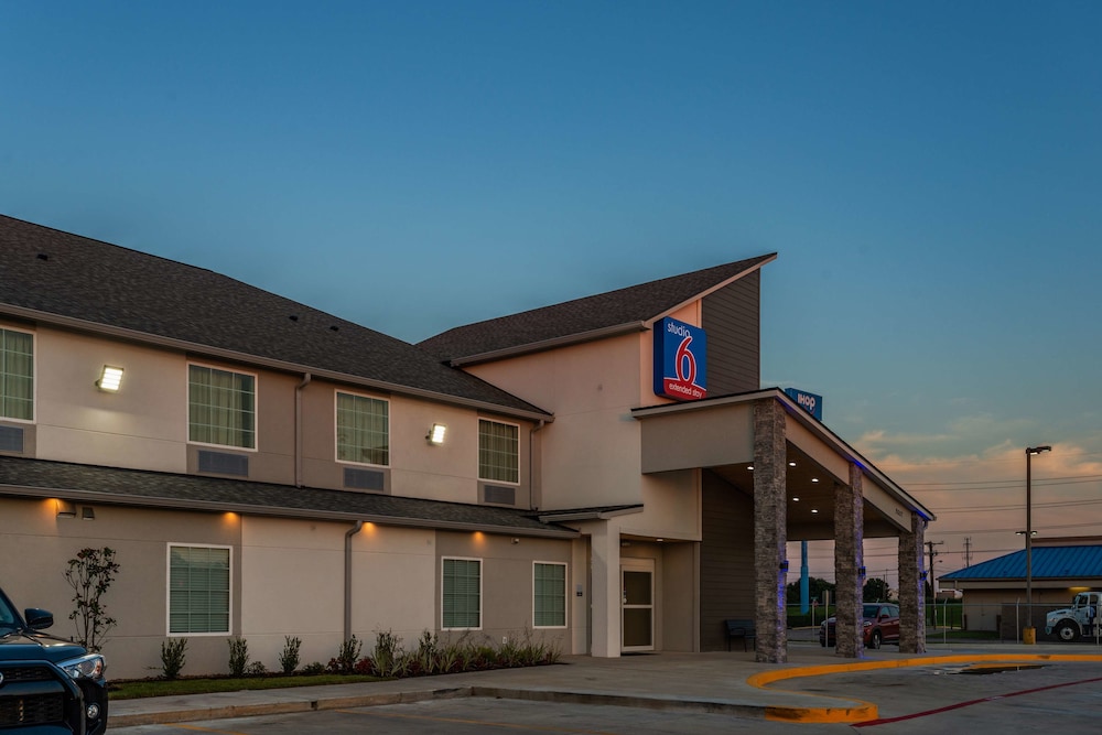 Studio6 Lake Charles, LA in LAKE CHARLES - LA