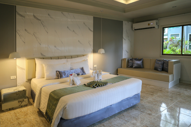 Junior Suite, Cottage, Hot Tub, Sunset Wing
