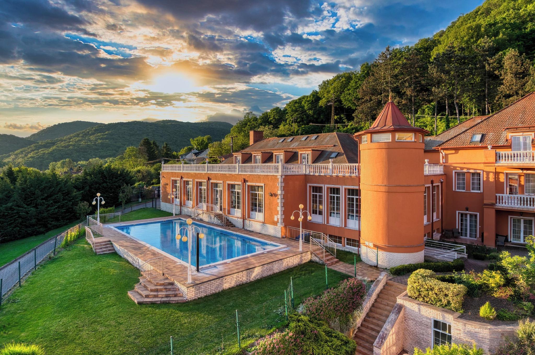 Hotel Bellevue (Bellevue Conference & Wellness Hotel) 33/38