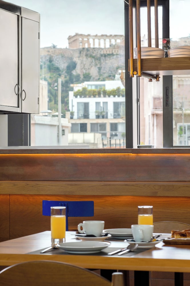 The Editor Athens Hotel, managed by Vassilicos House of Hospitality 62/73