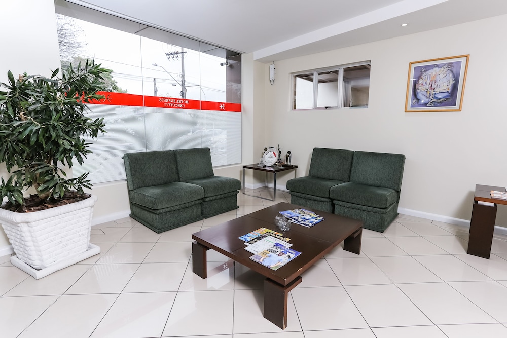 Hotel Suarez Executive 40/69