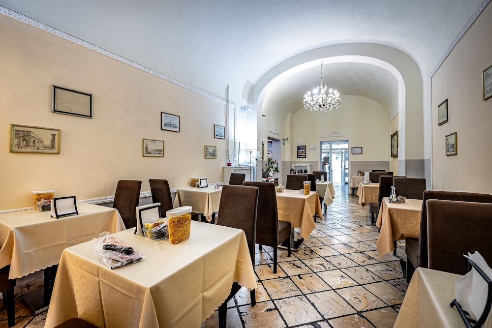Hotel Minerva 44/55