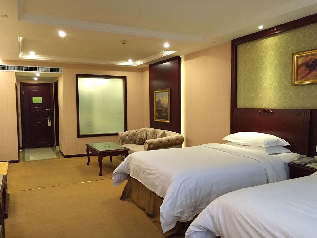 Vienna International Hotel (Changsha West Bus Station) 16/26