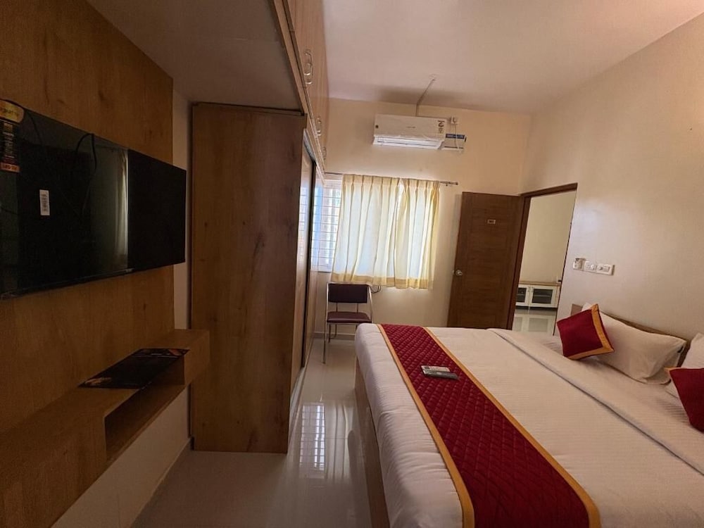 Sai Grand Villas and Hotel 14/50
