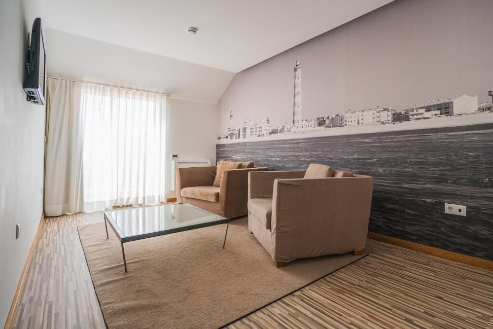 Hotel Farol 23/40