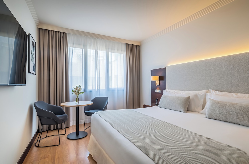 Junior Suite, King Bed, Terrace, Hot Tub