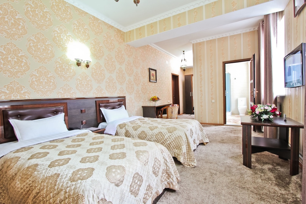 Grand Hotel 9/63