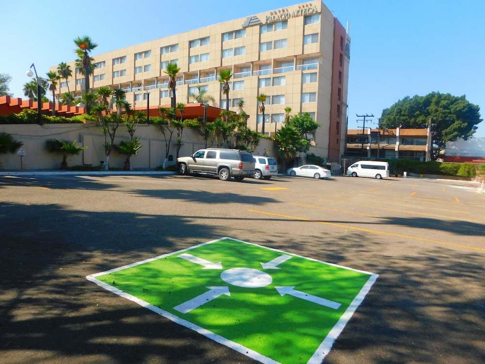 Hotel Palacio Azteca Tijuana, Trademark by Wyndham 62/71