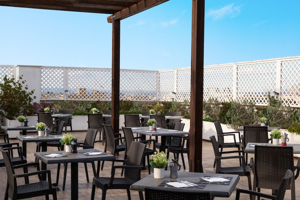 Hotel Roma Tor Vergata 40/60