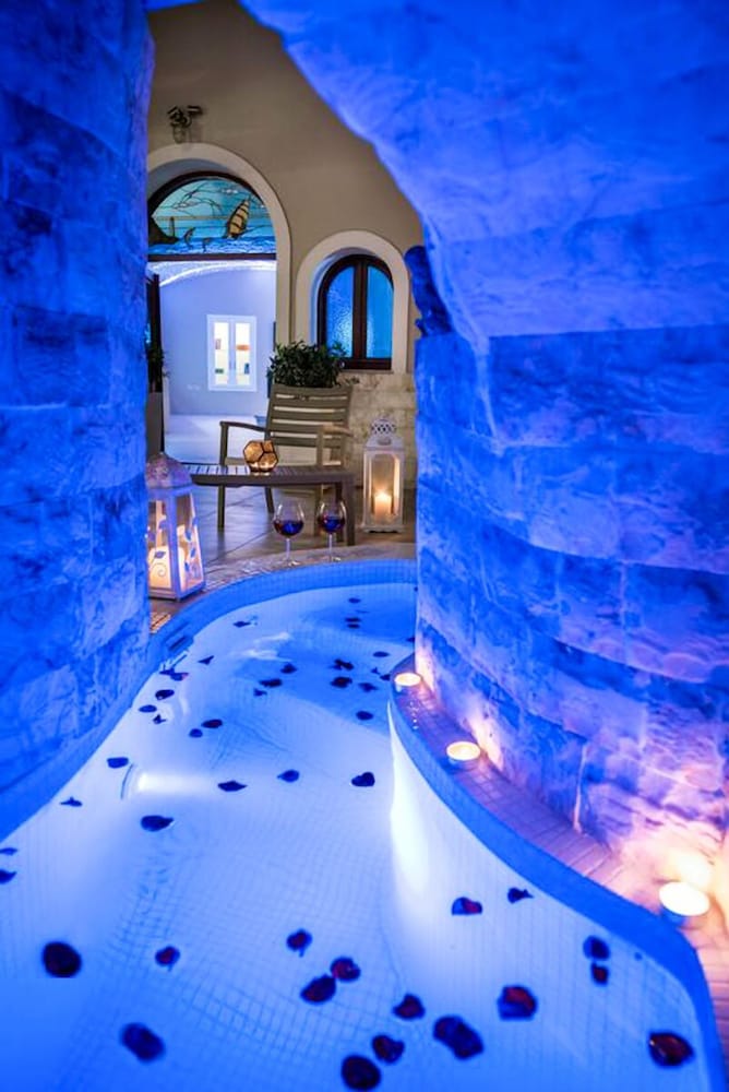 Suite Home Santorini 48/75