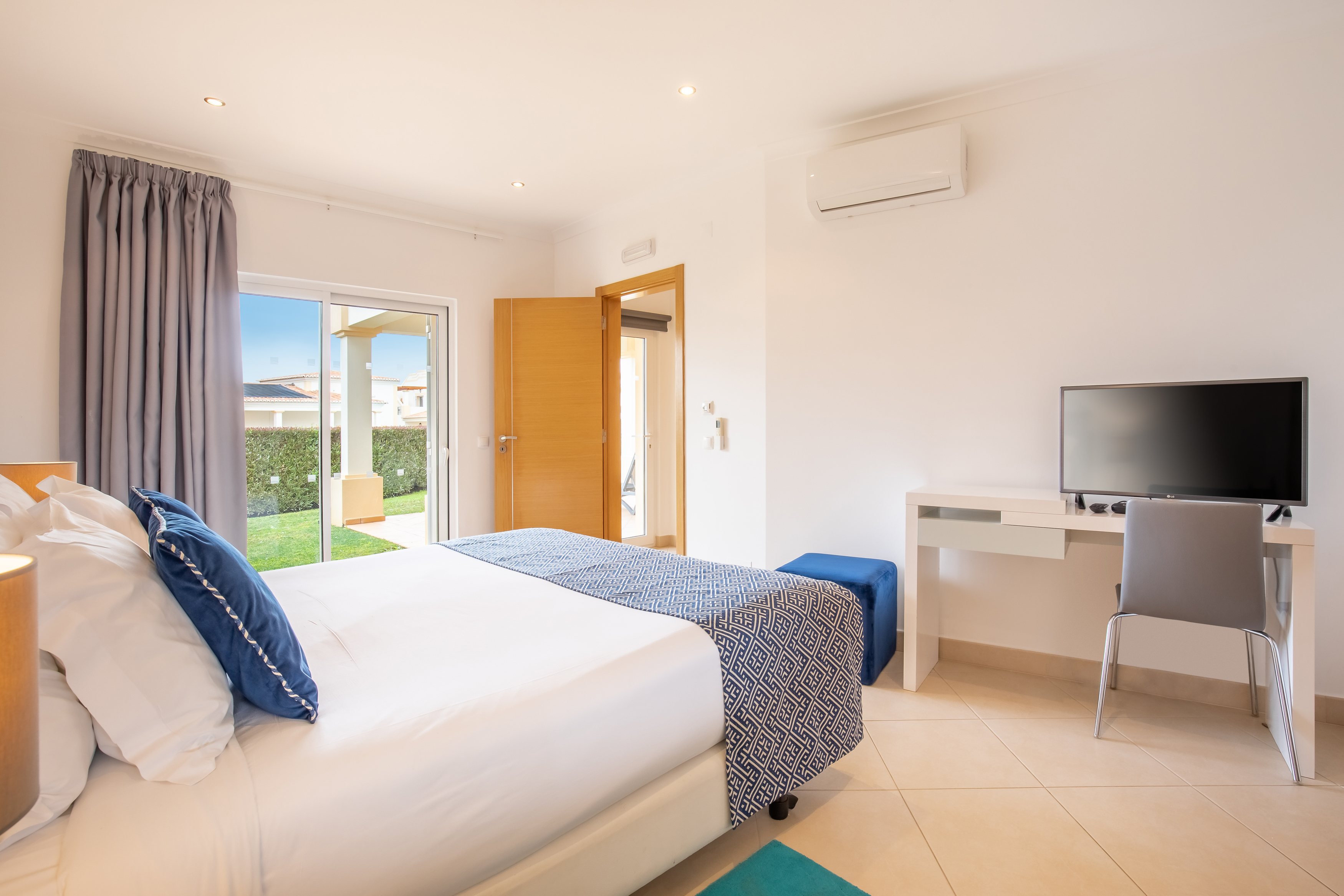 3 Bedrooms, Town House, Pool View