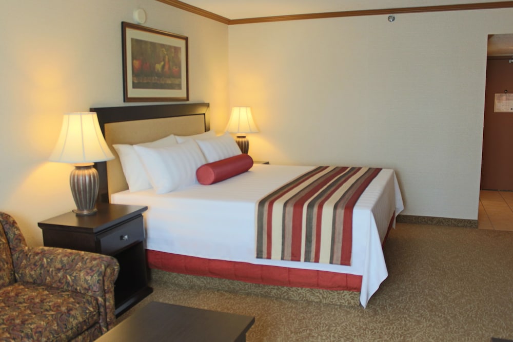 Best Western Plus Port O Call Hotel 20/73