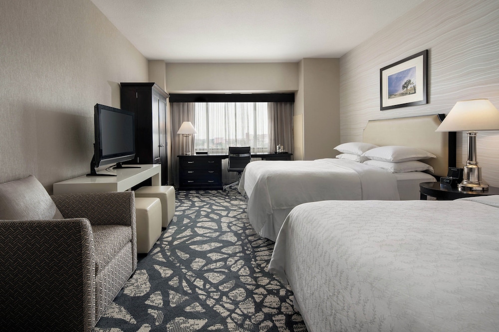 ROOM, 2 QUEEN BEDS, ACCESSIBLE