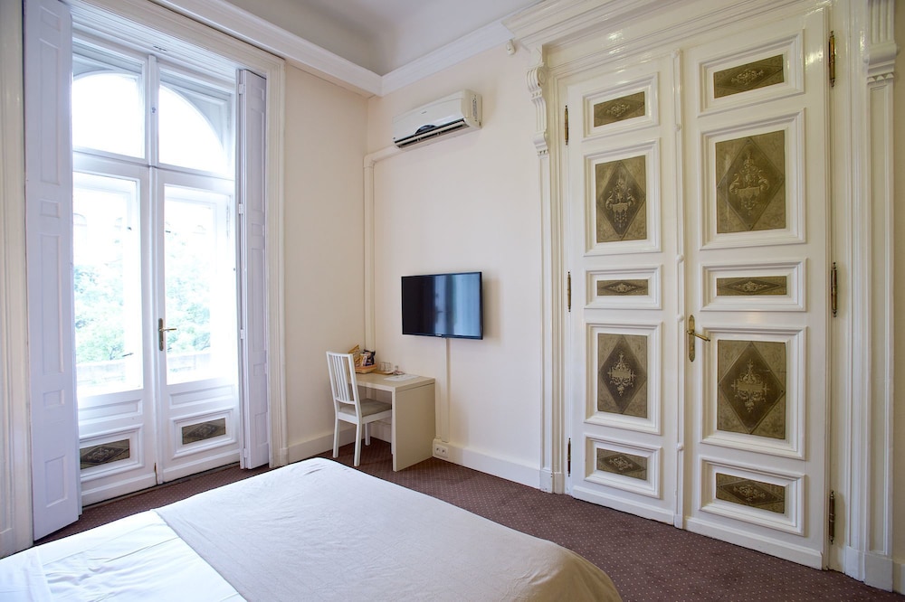 Andrássy Thai Hotel 10/27