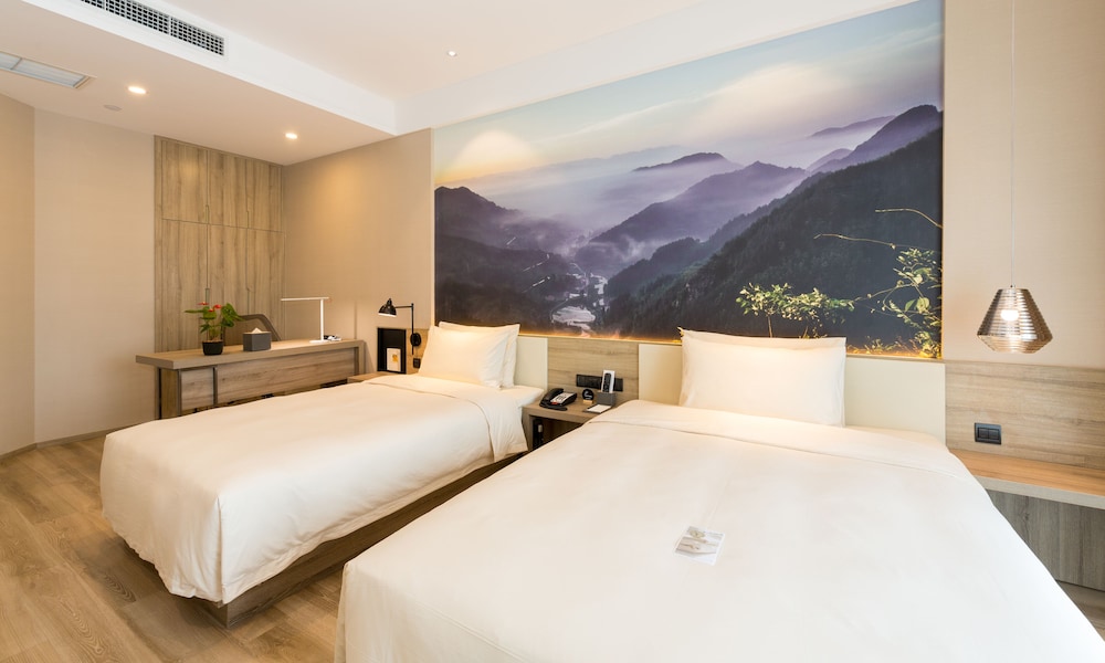 Atour Hotel (Chongqing Hongyadong Riverside) 11/36