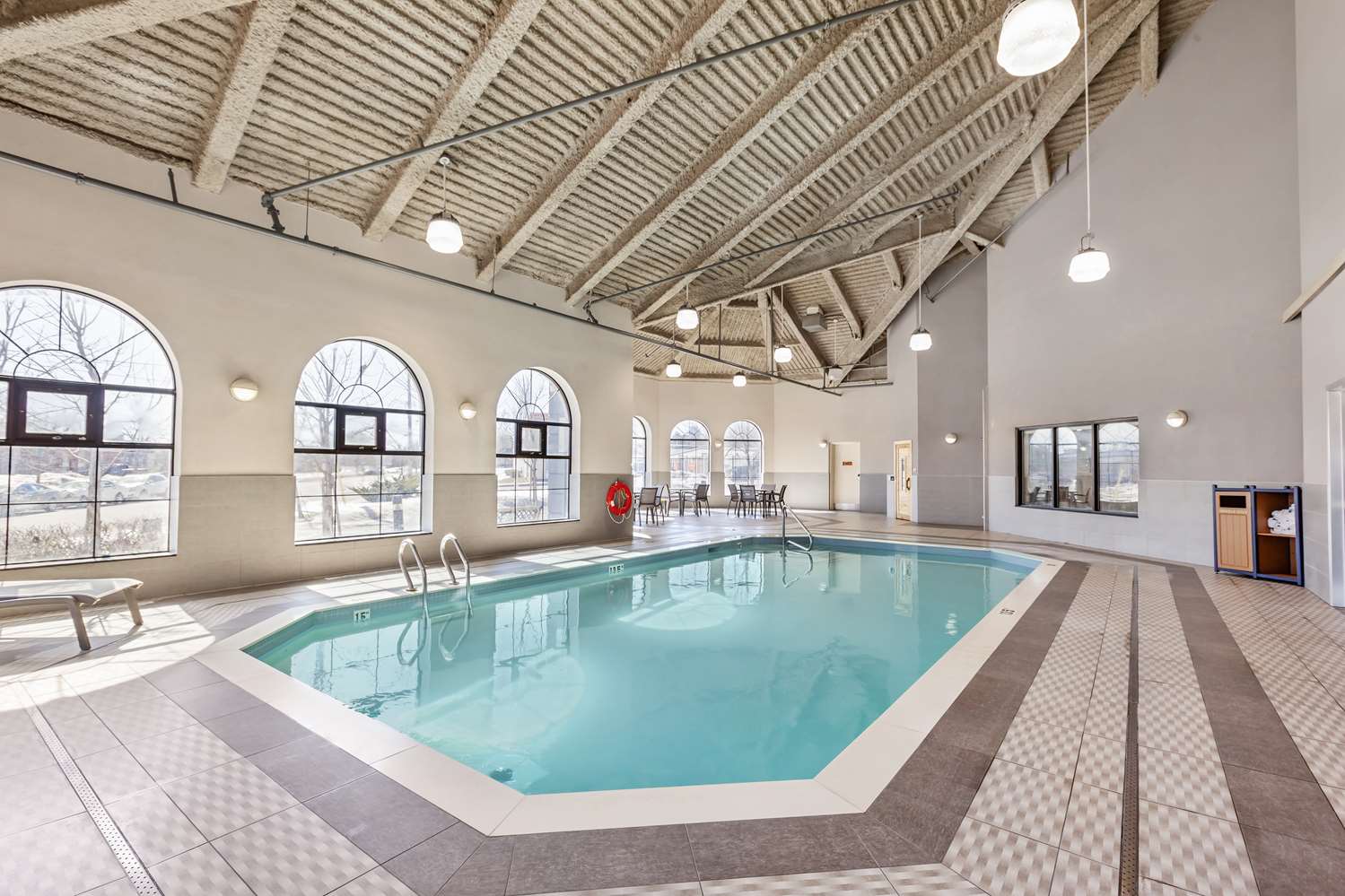 Best Western Plus Executive Inn 30/47
