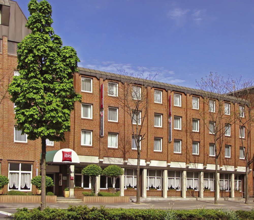 Ibis Paderborn City 6/64