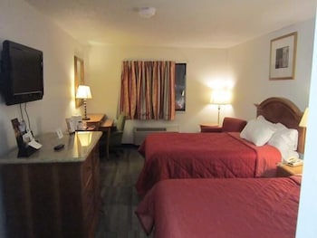 American Inn and Suites Ionia 10/47
