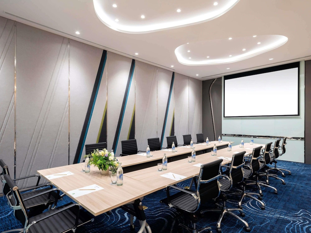 Ibis Styles Bangkok Ratchada 65/74