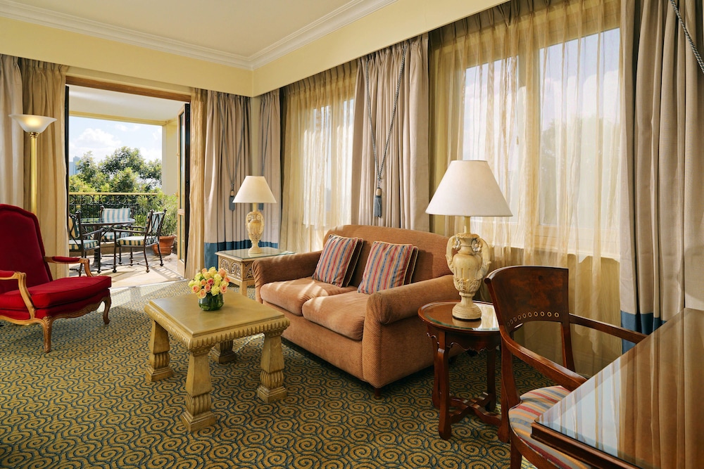 Sheraton Addis 40/81