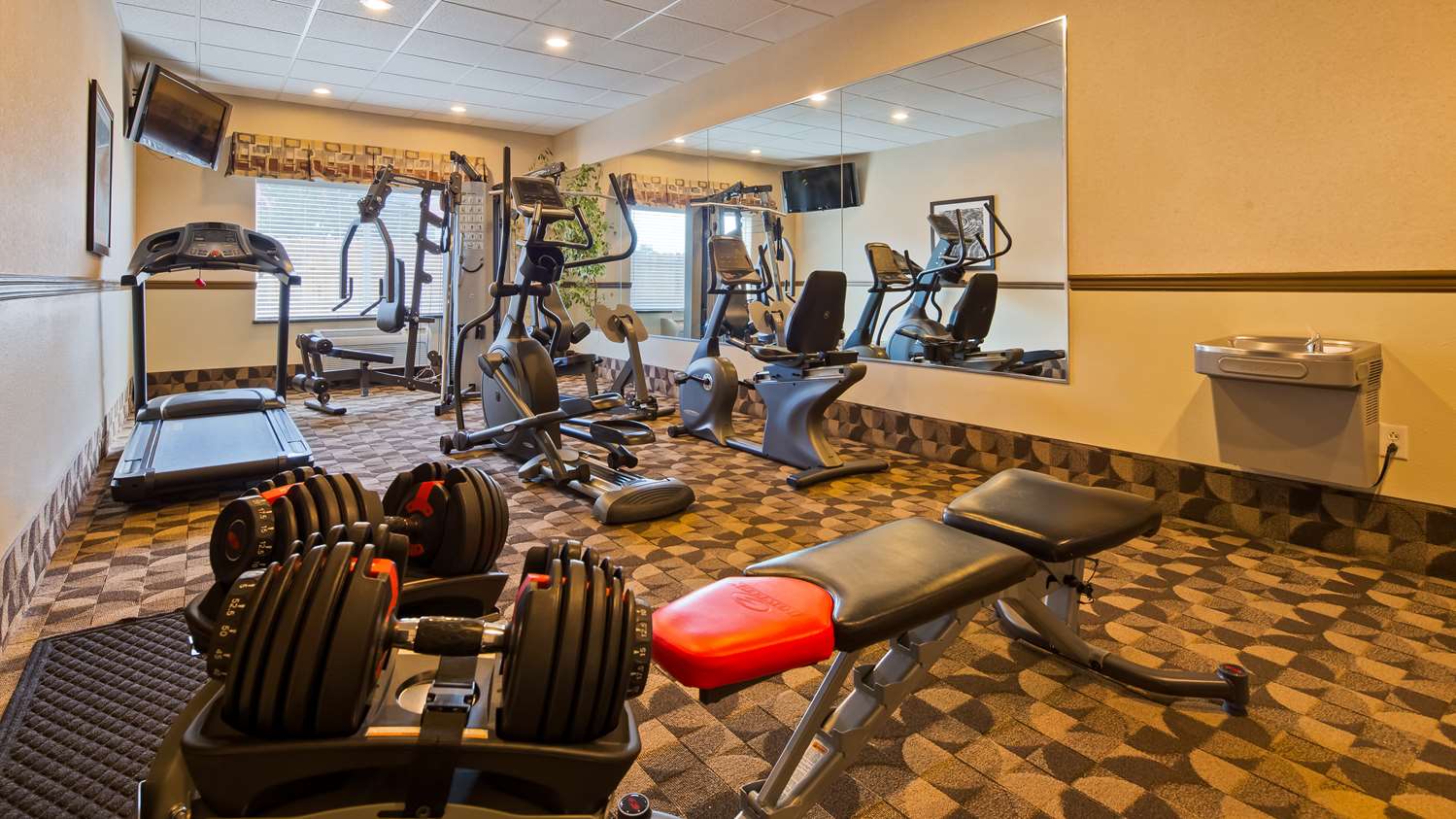 Best Western Plus Montezuma Inn & Suites 12/24