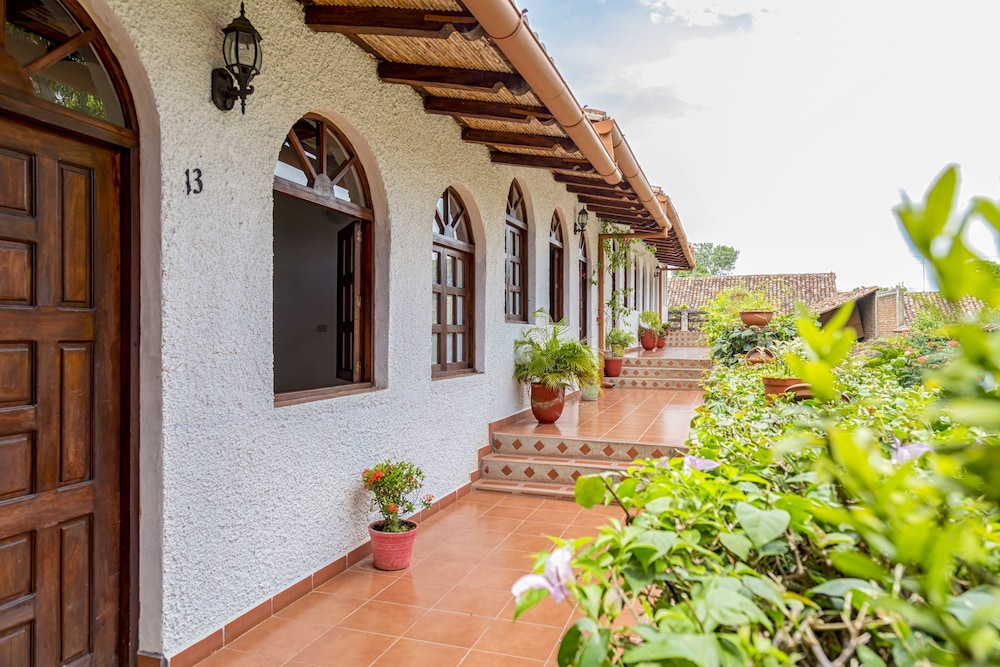 La Posada Del Sol 2/81