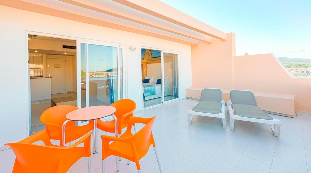 Sirenis Seaview Country Club 23/39