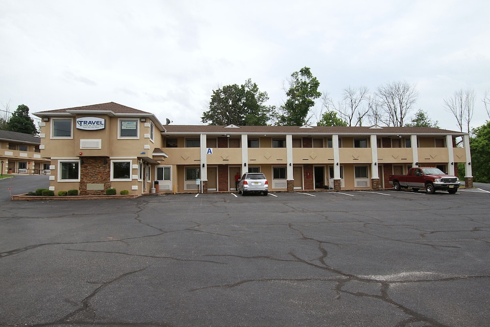 Travel Inn and Suites Flemington 44/50