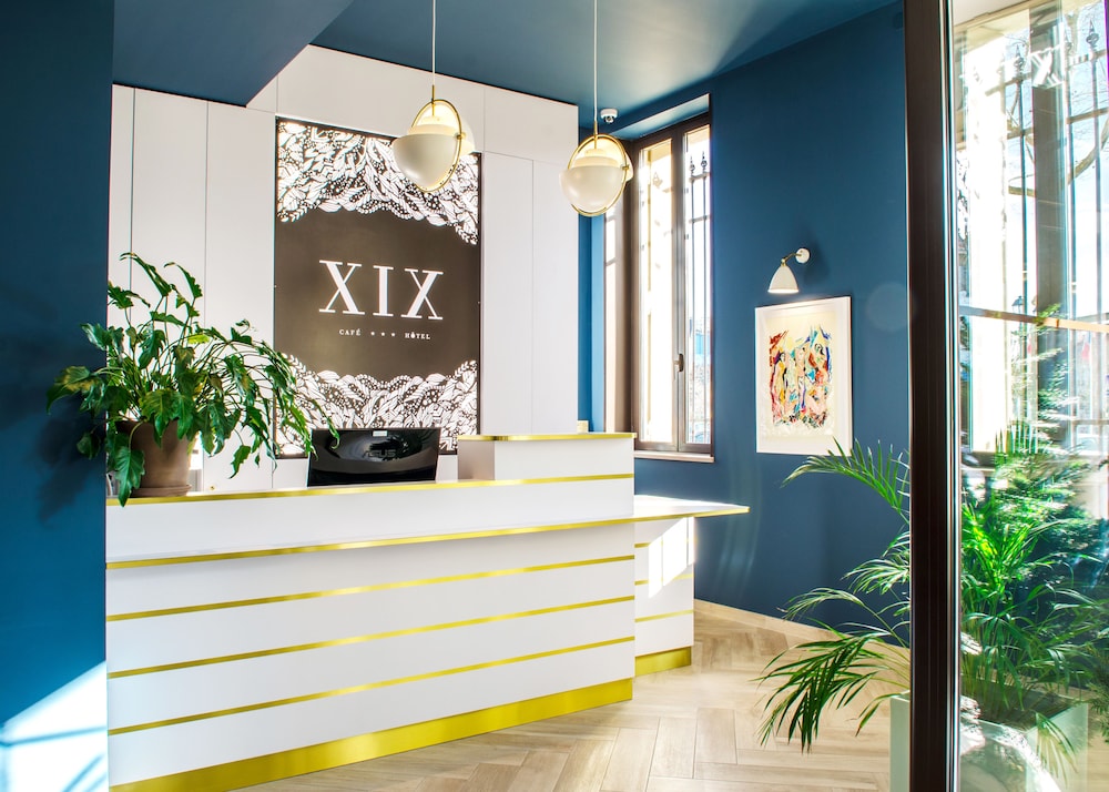 Xix 8/65