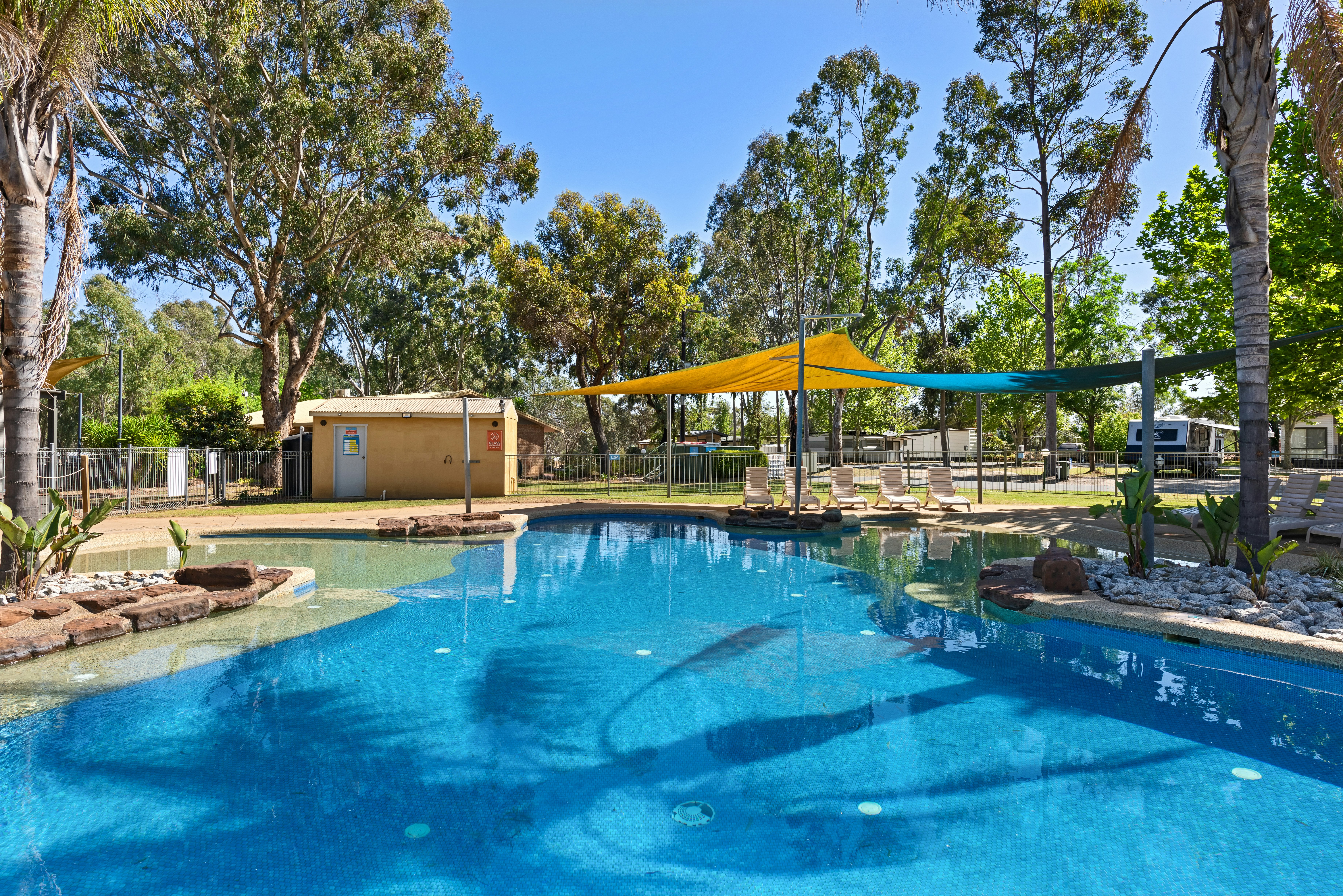 DISCOVERY PARKS - MOAMA WEST 32/32