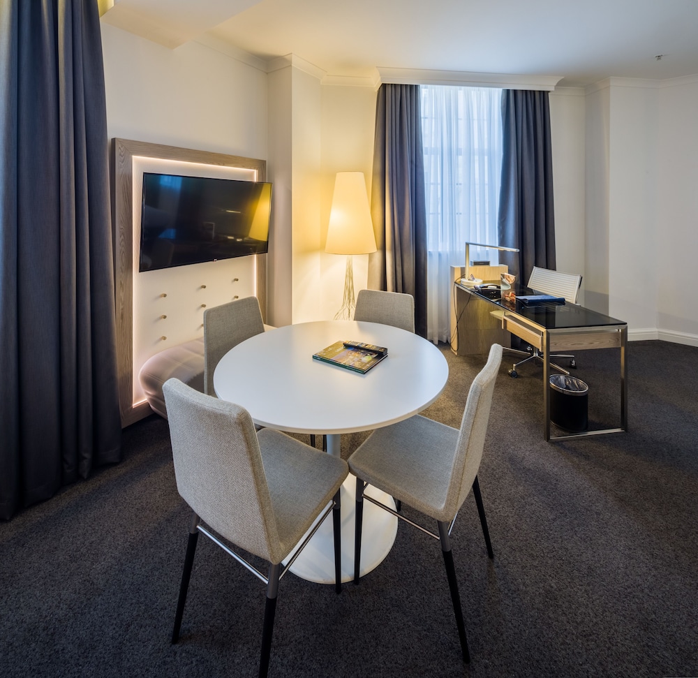 Radisson Blu Hotel, Leeds 51/66