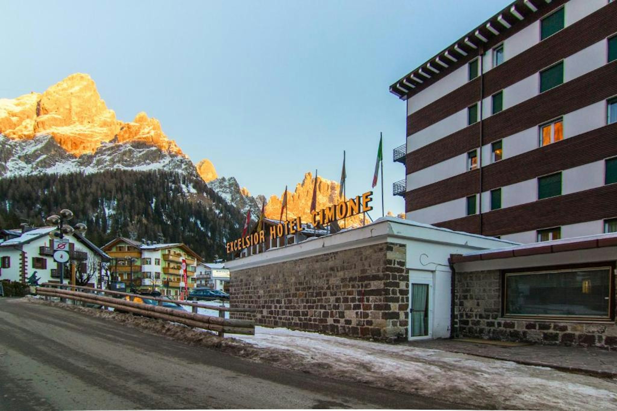 Hotel Excelsior Cimone 13/18