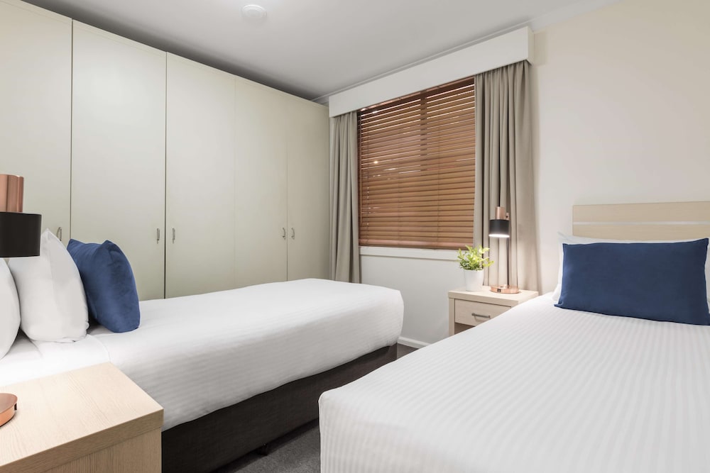 Oaks Sydney Goldsbrough Suites 12/69