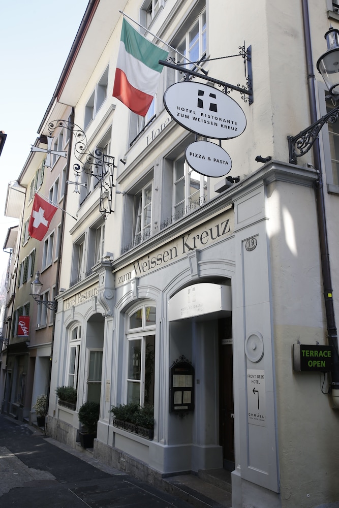 Boutique Hotel Weisses Kreuz 1/38