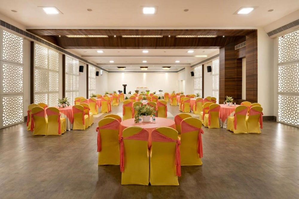 SUNRAY VILLAGE RESORT 19/33