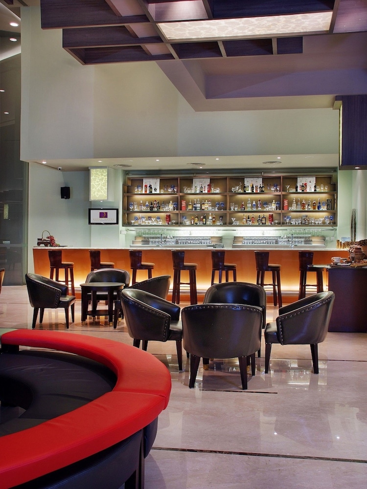 Quest Hotel Simpang Lima Semarang 37/60