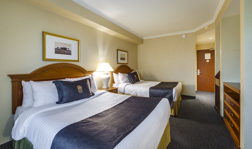 Monte Carlo Inn Toronto West Suites 28/65