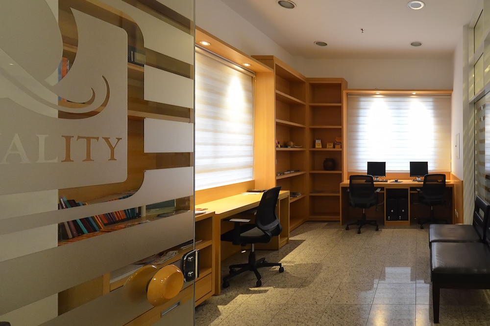 Quality Hotel Curitiba 37/40