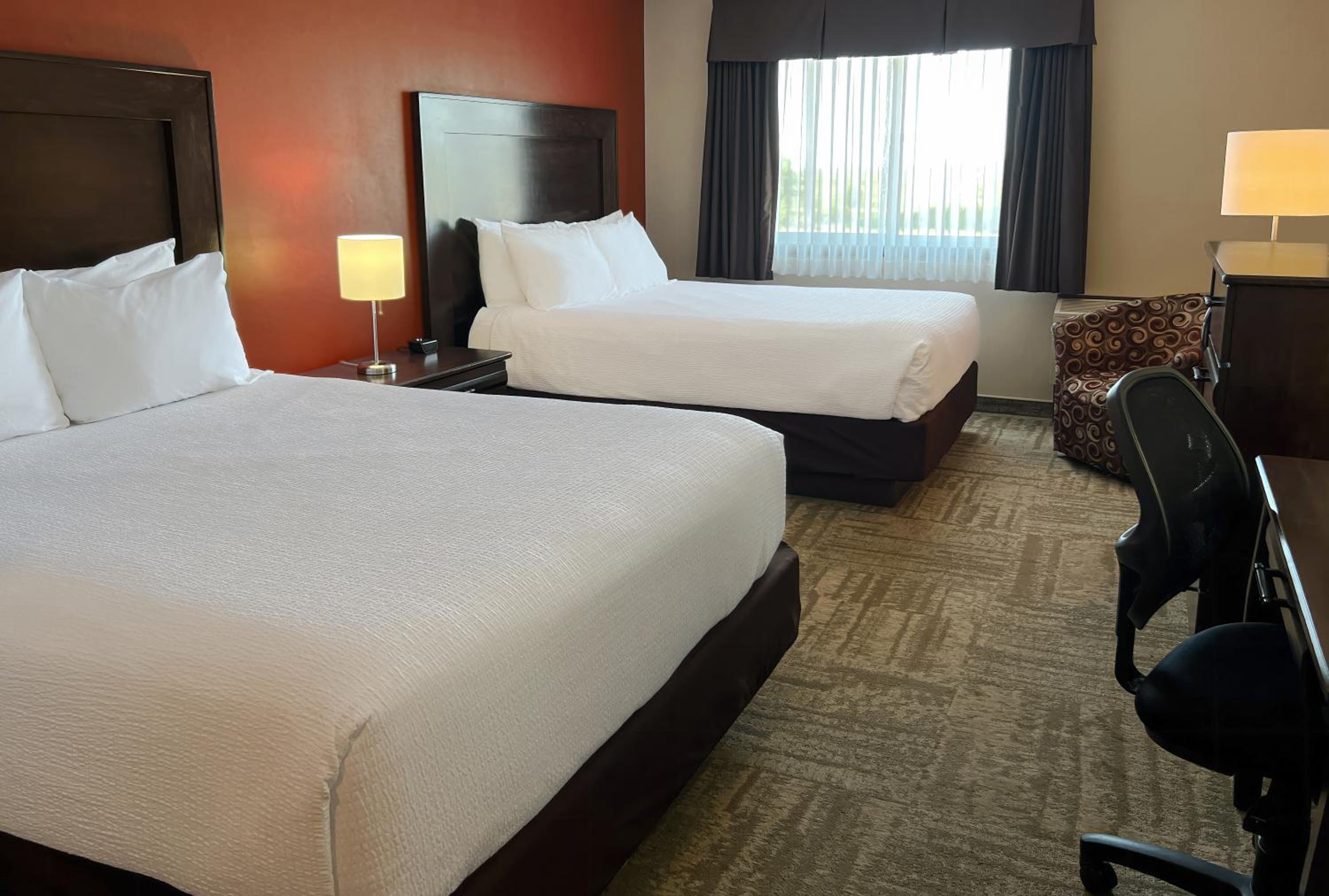 Coast, 2 Queen Beds